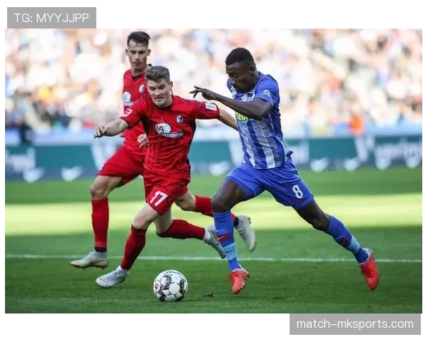 科隆主场迎战法兰克福 双方上演进球大战